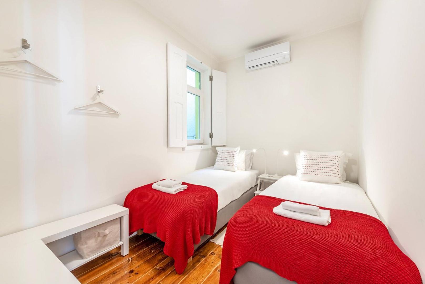 Guestready - Saldanha Building Tower Apartment Lisbon Bagian luar foto