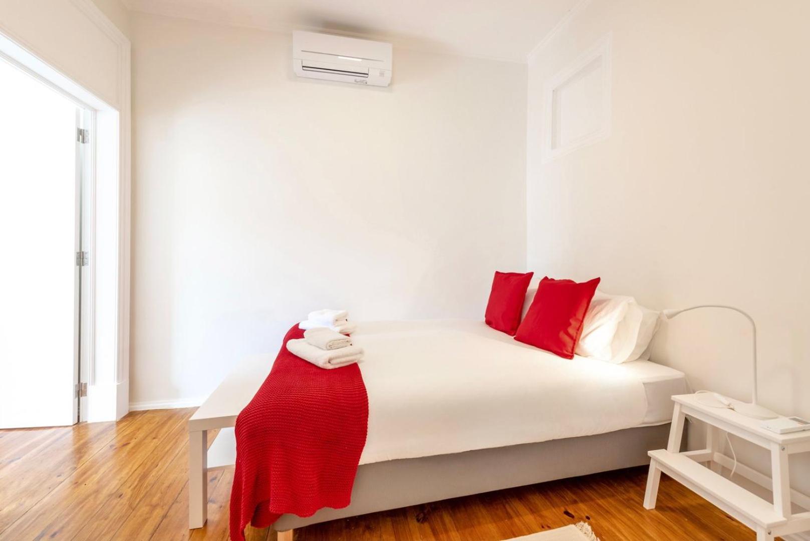 Guestready - Saldanha Building Tower Apartment Lisbon Bagian luar foto