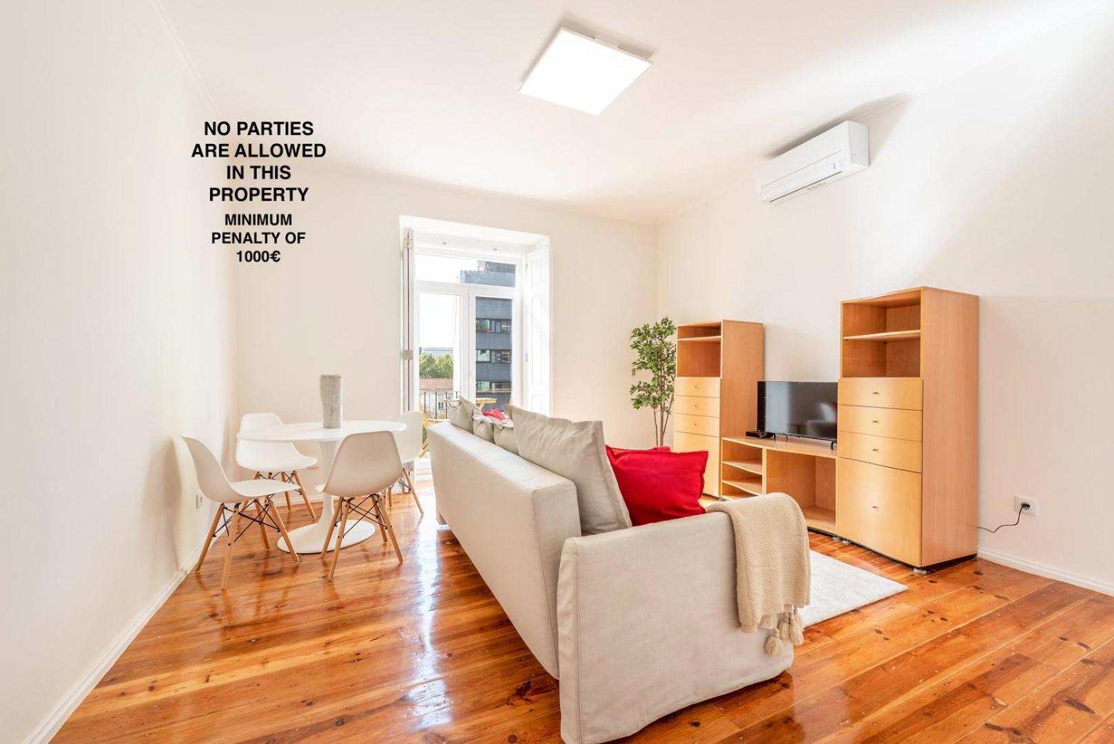 Guestready - Saldanha Building Tower Apartment Lisbon Bagian luar foto